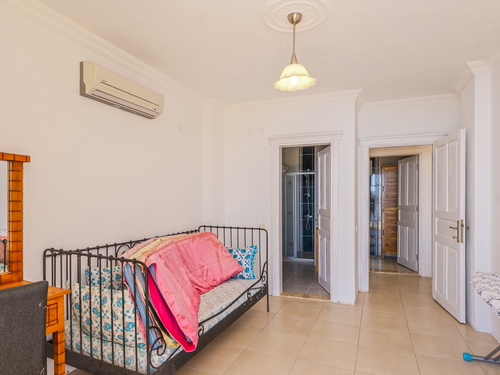  gece  -  Kasım
  | Kalkan Üzümlü'de Deniz Manzaralı 8 Kişilik Muhafazakar Villa